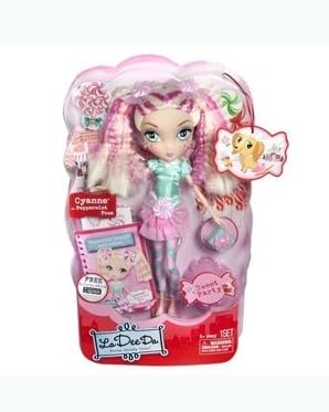 La Dee Da Sweet Party Doll - Cyanne as Peppermint Pose