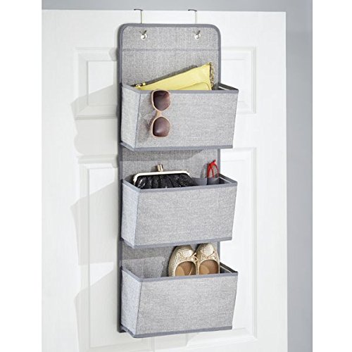mDesign Schrank-Organizer in Chevron-Muster – Hängeorganizer mit 3 Fächern aus atmungsaktivem Polypropylen – Mehrzweckschrank für die Tür – für Kinderzimmer, Schlafzimmer & Co. - 3