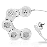 【Regleta portátil】: esta regleta tiene 3 enchufes y 2 puertos USB, 1,5 m de longitud de cable. Los puertos USB pueden cargar el teléfono móvil, iPad, tabletas y otros más rápido. Fácil de transportar, adecuado para el hogar, dormitorio, oficina, viaje, etc. La fuente de alimentación tiene una gran distancia y el conector se puede cambiar y deformar en 180 ° direcciones diferentes.