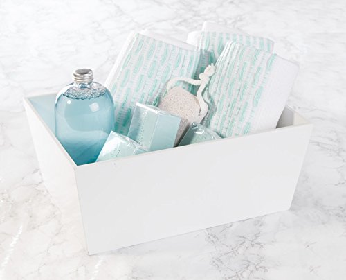 mDesign Aufbewahrungsbox für Badaccessoires in weiß – Holzkiste für Handtücher, Lotionen, Seifen & Co. – ideal für das Badezimmer oder Gäste-WC – 30 x 23 x 13 cm - 2
