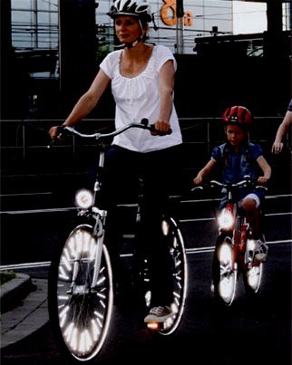 Aero Sport® 3M Scotchlight ReflectaClipTM 36 Stück Speichensticks Speichenreflektor Deutsch Straßenverkehr Normen StVZO, TÜV-geprüft Sicherheit Für Fahrrad Zertifiziert Rollende Landstraße Auswirkungen Geprüft 300.000 Mal - 2