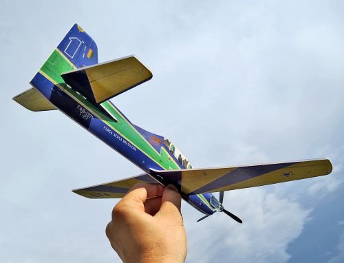 Preisvergleich Produktbild EMB 312 Tucano