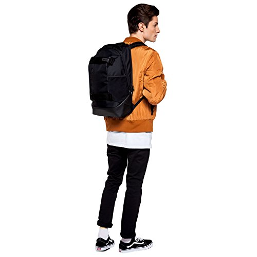 AEVOR Rucksack Bookpack für die Uni und Freizeit inklusive 15 Zoll Laptopfach und Skateboard Tragesystem - 8