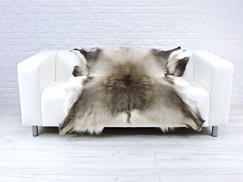 MASSIVE REINDEER HIDE RUG RH.296