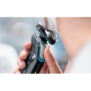 Philips S5070/26 Series 5000 Wet and Dry Electric Shaver for Men - Image 3