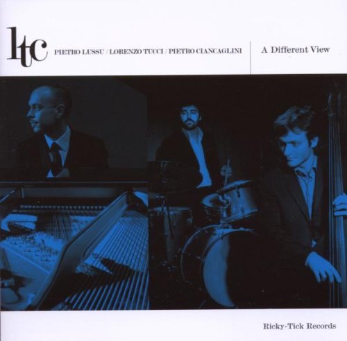 Preisvergleich Produktbild A Different View by ltc (2008-03-11)