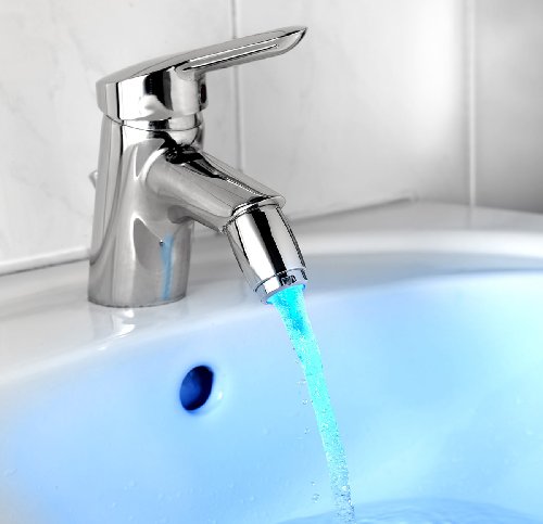 infactory Dynamo-LED- Wasserhahnaufsatz mit Strahlregler, leuchtet blau/grün/rot - 4