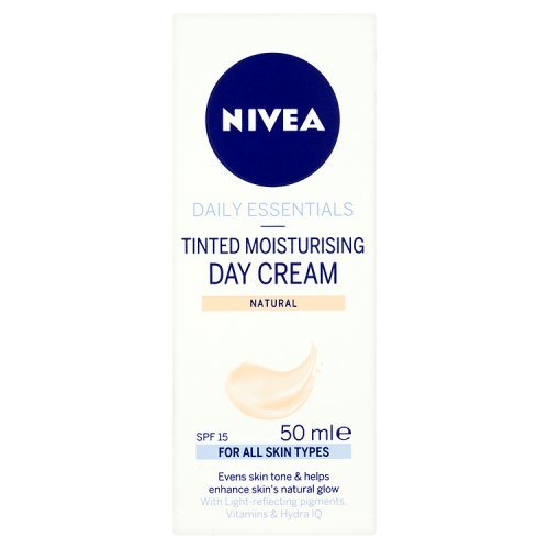Nivea Daily Essentials Tinted Moisturising Day Cream Natural SPF 15, 50ml