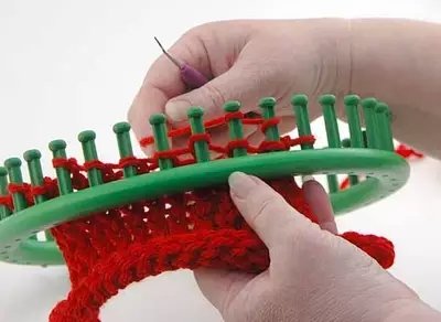 Tmade Runder Strickjacke Set Hut Schal Maker Häkelbausatz mit Geschenk Pom Pom Maker Set - 5