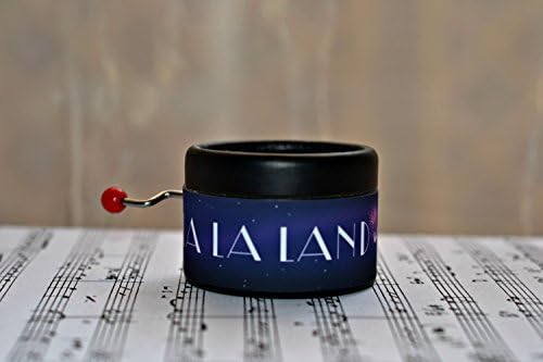 "La la land" inspired music box. Song: City of Stars. Hand cranked music mechanism with the main theme of the film, perfect for music lovers
