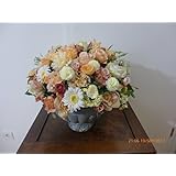 SCHÖNES TEXTIL-BLUMEN-GESTECK mit EDLEN ROSEN IN ARICOT-CREME; HANDARBEIT; UNIKAT; DURCHMESSER 45 cm