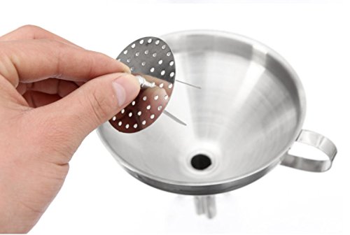 Edelstahl Trichter mit Sieb, Siebeinlage für Küche und Haushalt 10cm von Pentaton® - 2