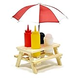 Lieferumfang: 1x Picknicktisch Senf- und Ketchup Spender bestehend aus 1x Ketchupflasche, 1x Senflasche, 1x Salzstreuer, 1x Pfefferstreuer, 1x Sonnenschirm und 1x Tisch.