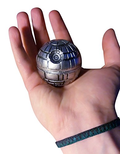 Weed Grinder im Todesstern Style aus Metall, Kräutermühle mit Pollensieb, Gewürzmühle im Death Star Design, 3-Teilig aus Aluminium mit Zinklegierung, Verpackt in Eleganter Geschenkbox - 6