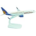 Model Airplane Jet2 Holidays Boeing 737-800 AeroClix G-JZHA 1/200 Scale Model Aircraft, perfect for display, 20cm length, comes with a stand