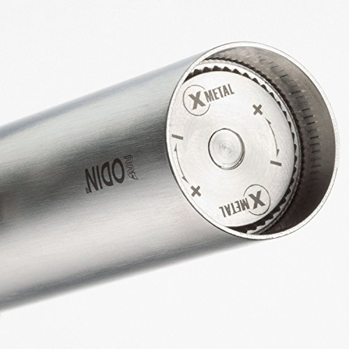 ODIN Woodstick Pfeffer-Salz-Gewürz-Mühle aus mattem Edelstahl + Eichenholz 2er-Set – Durchmesser je 25 mm, Höhe 165 mm, Odin Products / Odin Produkte / Odin GmbH - 4