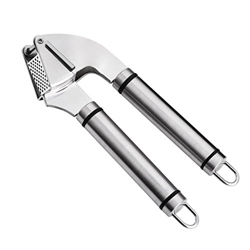 Preisvergleich Produktbild Aoeatop Professionelle Knoblauchpresse und Schäler Set, Edelstahl Knoblauchschneider Garlic press , Mince & Crush Knoblauchzehen leicht zu zerdrücken, Food-grade Edelstahl Hohlraum