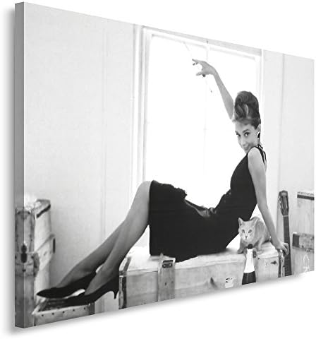 Feeby Frames, Single Panel Canvas, Wall Art Picture, Canvas Picture, Decorative Picture, 40x50 cm, ACTRESS AUDREY HEPBURN, BREAKFAST AT TIFFANY'S, WINDOW, GLAMOUR, BLACK AND WHITE