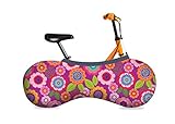 10 SEGUNDOS PARA AJUSTARLA - *** ¡Incluso su hijo/a puede ajustarla a la bicicleta por sí mismo/a! Está fabricada con el tejido más elástico del mercado - sin cremalleras, pinzas o sujeciones que se atasquen en las partes de la bicicleta. ¡Superfácil!***
