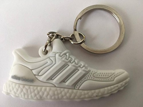 Preisvergleich Produktbild Adidas Ultra Boost Schlüsselanhänger Weiß Sneaker Keychain