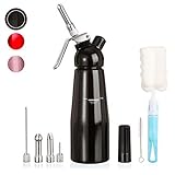 Amazy Sahnespender inkl. 5 Edelstahl Tüllen + 2 Reinigungsbürsten – Profi Sahnesyphon aus Aluminium für die Zubereitung von Schlagsahne, Creme, Mousse, Espuma & Co. (Schwarz | 500 ml) Amazy Sahnespender inkl. 5 Edelstahl Tüllen + 2 Reinigungsbürsten – Profi Sahnesyphon aus Aluminium für die Zubereitung von Schlagsahne, Creme, Mousse, Espuma & Co. (Schwarz | 500 ml)