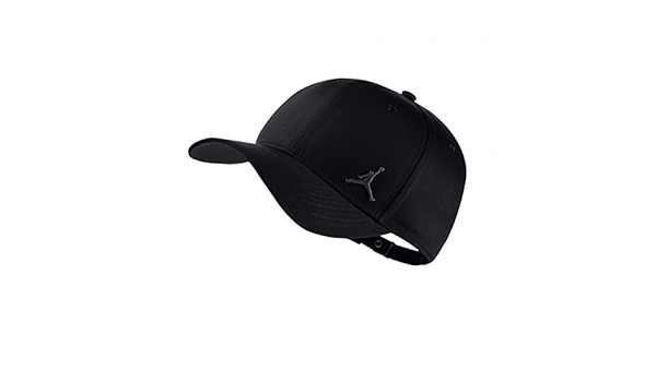 casquette nike noir metal jordan