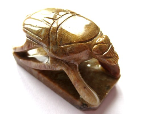 Preisvergleich Produktbild Tiergravur aus Speckstein Skarabäus 4 cm