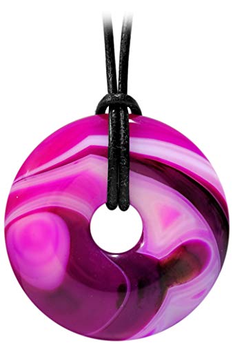 Kaltner Präsente Geschenkidee - Lederkette für Damen und Herren mit Donut Anhänger Edelstein Achat rosa pink (Ø 40 mm)