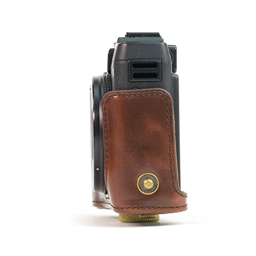 MegaGear Etui souple en cuir pour  Housse pour Nikon COOLPIX P7700   P7800  Brun Fonc   
