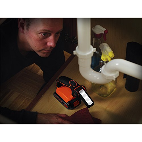 Black+Decker 18V Akku-Lampe, Handleuchte, bis 180 Grad schwenkbarer Lampenkopf, Leuchtdauer 11 Stunden, 12 LEDs, kompakt und leicht, großflächige Griffgummierung; ohne Akku und Ladegerät, BDCF18 - 2