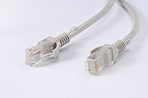 1m Ethernet LAN Patchkabel Gigabit Netzwerkkabel (RJ45, Cat 5e, Twisted Pair UTP, 1000 Mbit/s) ideal für Switch DSL Patchfelder Patchpanel Router Modem Access Point und andere Geräte mit RJ45 Anschluß