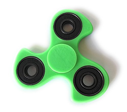 Hand tri-spinner stress reliever. Fidget spinner toy (Green) Hand tri-spinner stress reliever. Fidget spinner toy (Green)