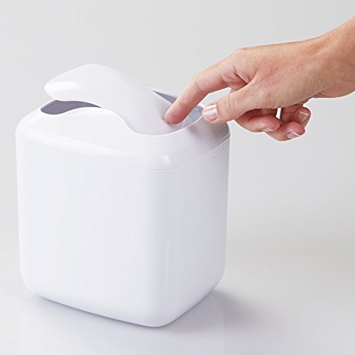 mDesign Mülleimer Bad, weiß – Material: beständiger Kunststoff – hochwertiger Abfalleimer Küche – Design Papierkorb - 2