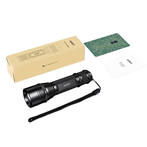 AUKEY Taschenlampe mit einstellbarem Fokus, Weiß und UV Licht Modi, Wasserdicht, 18650 wiederaufladbare Batterie Outdoor Taschenlampen für Camping(Schwarz LT-SET8) - 7