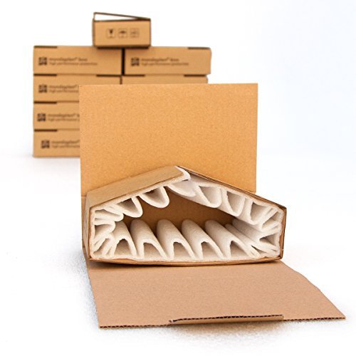 Caja Mondaplen (Mondaplen Box): 10 cajas superprotectoras listas para usar. Envía con seguridad tus artículos más frágiles en estas cajas de cartón robusto premontadas forradas con Mondaplen, un material de empaquetado protector profesional hecho al 100 % de espuma de polietileno corrugado reciclable que proporciona una protección de alto rendimiento. 20.7 x 13.2 x 6.2 cm [10 cajas por paquete]