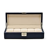 Die Box ist aus dickem PU-Leder, das in der Farbe hell und glatt in der Hand ist, kann es 4 Uhren halten.