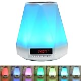 SOLMORE LED Bluetooth Lautsprecher Speaker Lampe Lichtwecker Multi Funktion Farbwechsel Stimmungslicht Mini Nachtlich Wecker Wireless Stereo Musik Sound Spielen mit Eingebauten Wiederaufladbaren 1500mAh Batterie/ USB Kabel /TF Karte Unterstützt für Handy Smartphone Tablets Laptop PC und andere Bluetooth Geräte für Tischlampe Schreibtischlampe Tischdeko Kinder Zimmer Outdoor Camping Geschenke