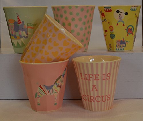 Box mit 6 Melamin Tassen in Mädchen Circus Prints von Rice DK