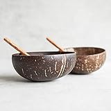 Hecho a mano: cocos reciclados de Vietnam y Bali, los artesanos cortan, limpian, aplican arena y pulen en exterior de los cocos convirtiéndolos en hermosos cuencos en los que puedes comer. Las cucharas están talladas de palisandro y también son pulidas con aceite de coco que les da un hermoso color a juego con el cuenco de coco.