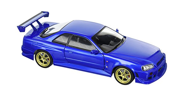 Buy 1999 Nissan Skyline Gt R R34 Bayside Blue 1 18 By Greenlight Online At Low Prices In India Amazon In