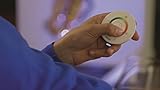 Philips Living Colors Aura, Energiesparende LED-Technologie mit 8 Watt, 16 Millionen Farben, mit Fernbedienung, Weiß 7099860PH - 7