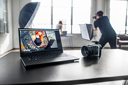 Razer Blade 15  15 6 Inch 144Hz Full HD  Gaming Laptop  Black  -  Edge-to-Edge  GeForce GTX 1070 Max-Q  8th Gen Intel Core i7  512 GB SSD  RGB Chroma 