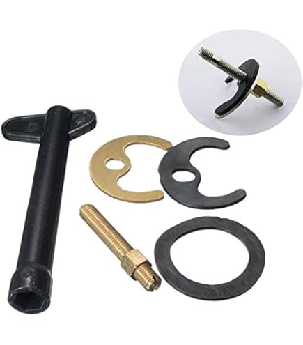 Illustrazione Realistica Della Barra D'oro Metallica Di Un Rubinetto Birra Pub Malto Alcool Che Beve Bevande Birreria Per Lager 243246961