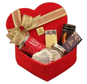 ZOROY Luxury Chocolate Valentines Chocolates Gift Pack | Valentine Gift for Girlfriend/ boyfriend/ Valentines Day gift hamper - Velvet Heart Box with Chocolate Nuts Dehydrated fruits Belgian bars