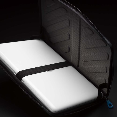 Thule TAS113 Gauntlet Sleeve Hartschalen-Schutzhülle für Apple MacBook Pro 33 cm (13 Zoll) schwarz - 9