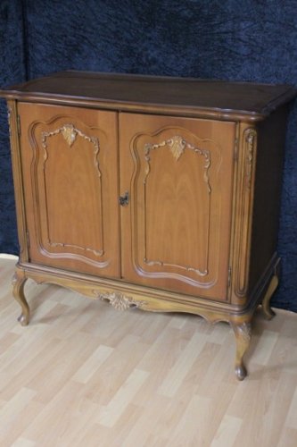 Preisvergleich Produktbild Chippendale Kommode TV-Schrank gebraucht Antik Stil KeKm0609