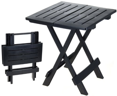 Folding table 