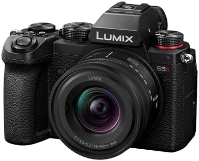 Panasonic Lumix S5D, Corpo Macchina Mirrorless Full Frame, con Obiettivo S-R1840E 18-40 mm S 24,2MP, Registrazione 4K 60P, Live View Finder, Monitor ad Angolo Libero, Wi-Fi, Bluetooth, Nero