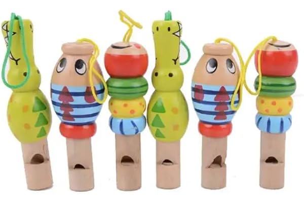 GICO 7941 Sifflet pour enfant en bois - Petit cadeau - 6 trompettes - Animaux - Couleurs assorties - Sifflet en bois