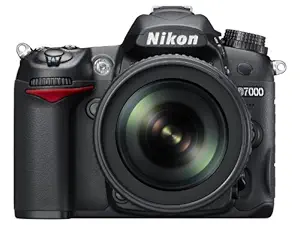 Nikon D7000 16.2MP DX-Format CMOS Digital SLR with 18-105mm f/3.5-5.6 AF-S DX VR ED Nikkor Lens - Black
